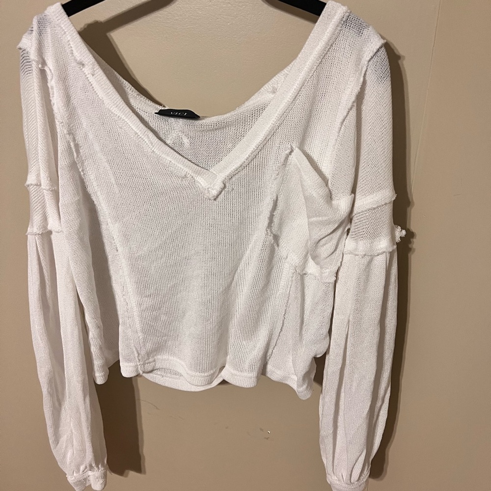 Vici linen white beach top with puff sleeves worn once size medium very flowy